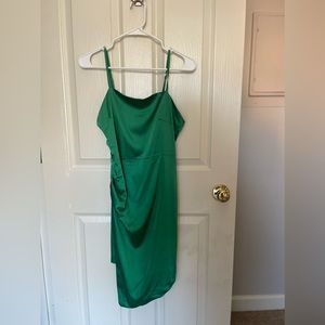 “Glam” Kelly green mini dress